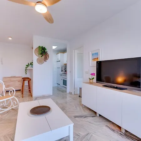 Daire Vb Myramar 2bdr Sun & Calm Benalmádena